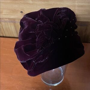 Vintage Elegant Velvet Burgundy Hat